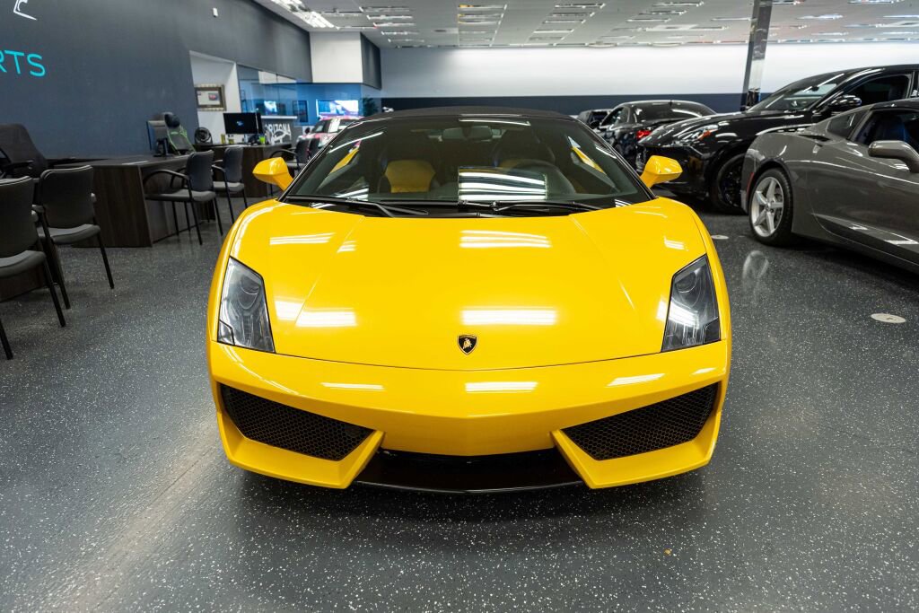 Used 2012 Lamborghini Gallardo LP 560-4 image 2