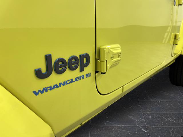 Used 2024 Jeep Wrangler Unlimited image 31