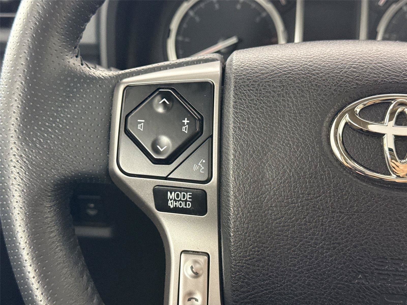 Certified 2022 Toyota 4Runner Limited AWD/4WD image 18