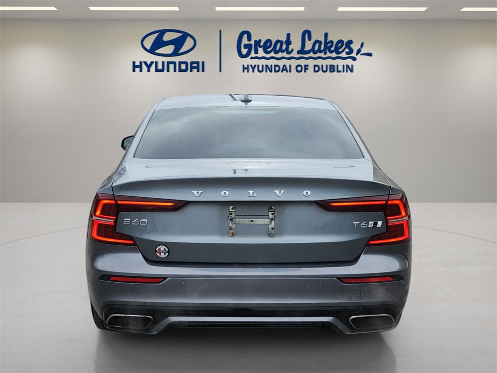 Used 2019 Volvo S60 T6 R-Design image 4
