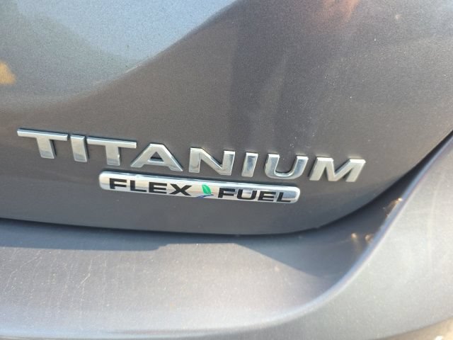 Used 2014 Ford Focus Titanium FWD image 9