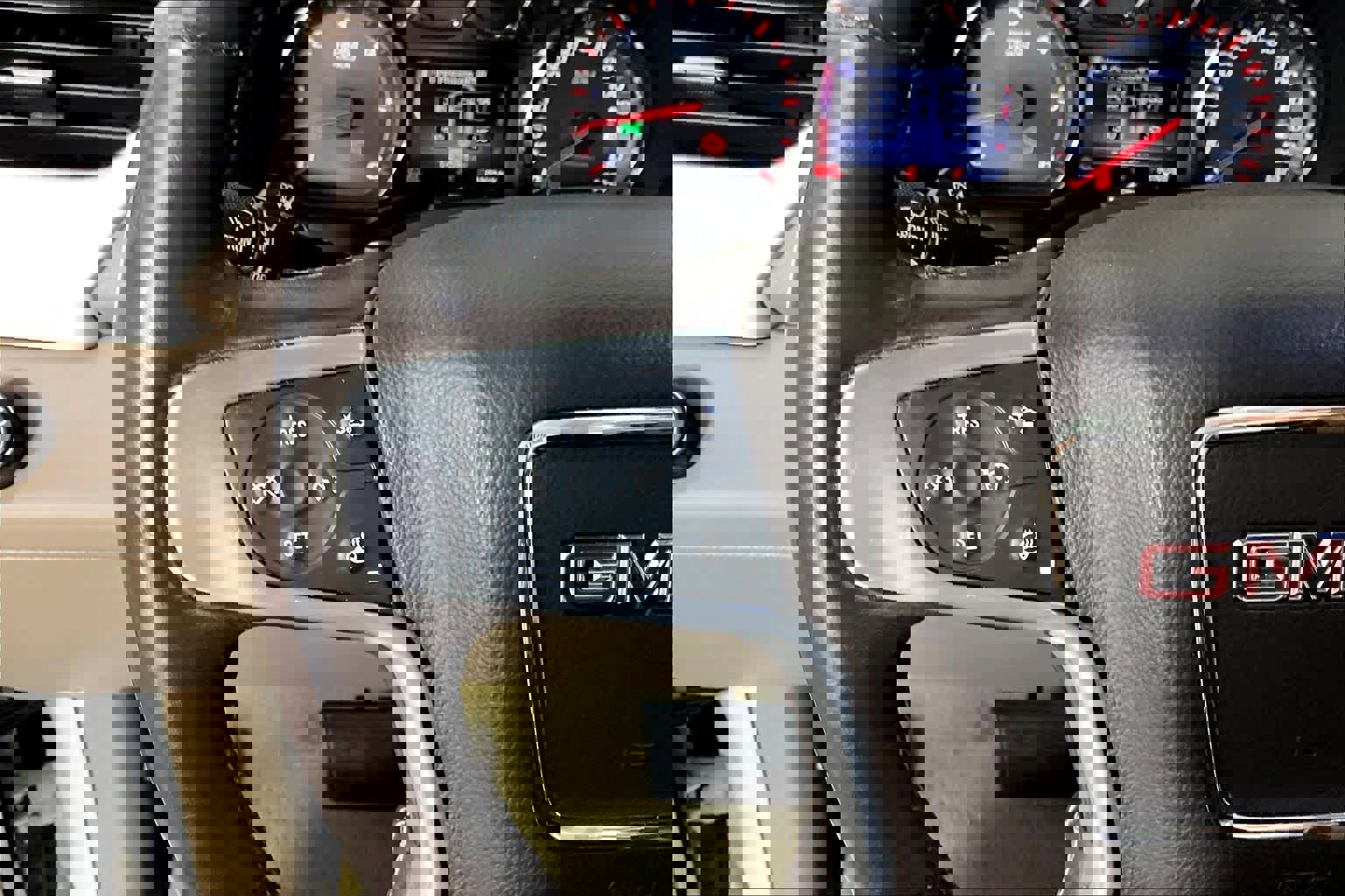 Used 2016 GMC Yukon SLT image 23