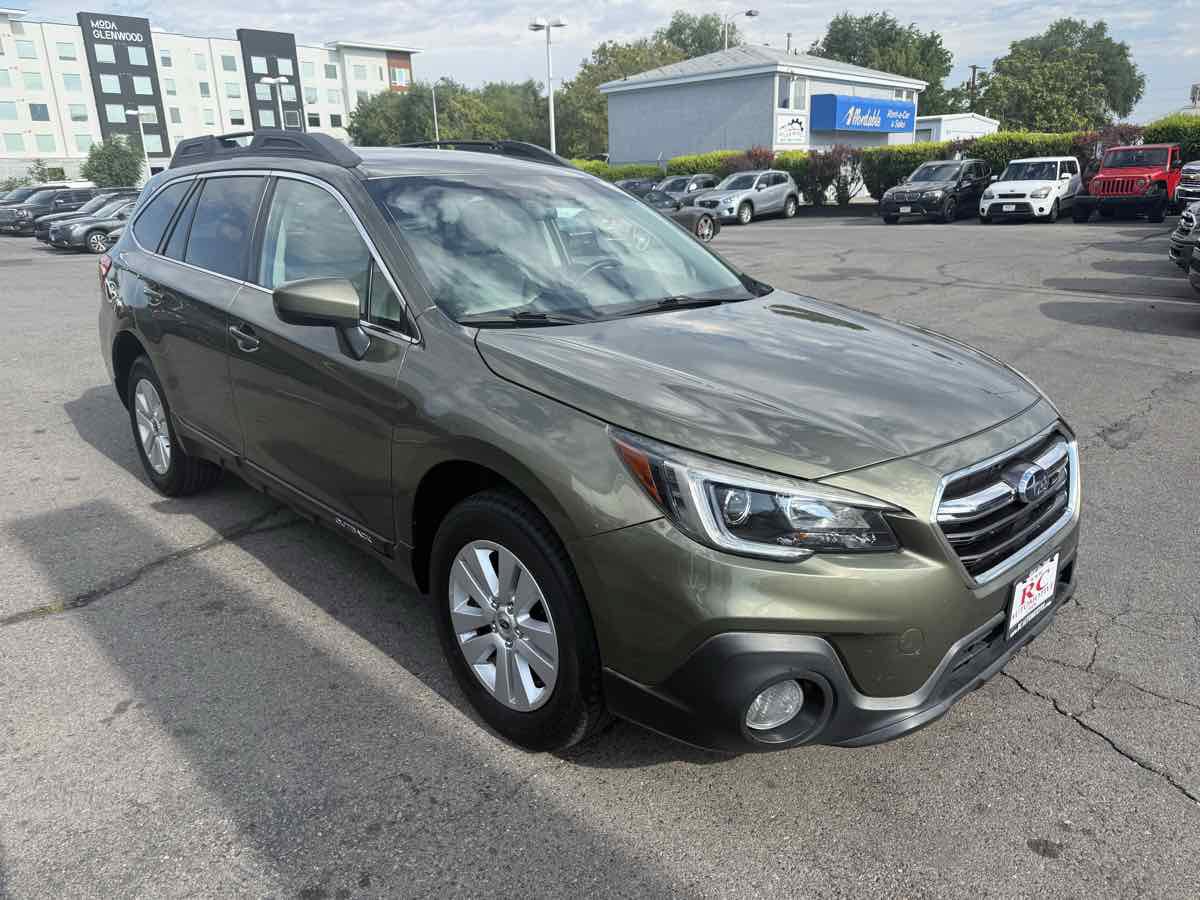 Used 2018 Subaru Outback 2.5i Premium AWD/4WD image 4