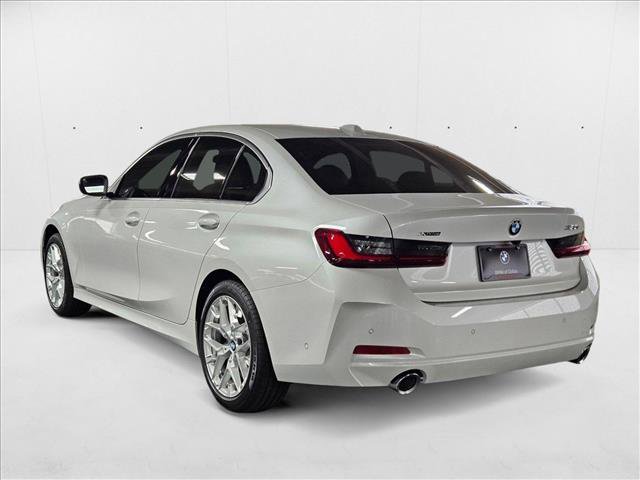 Used 2025 BMW 330i xDrive Sedan w/ Convenience Package image 8