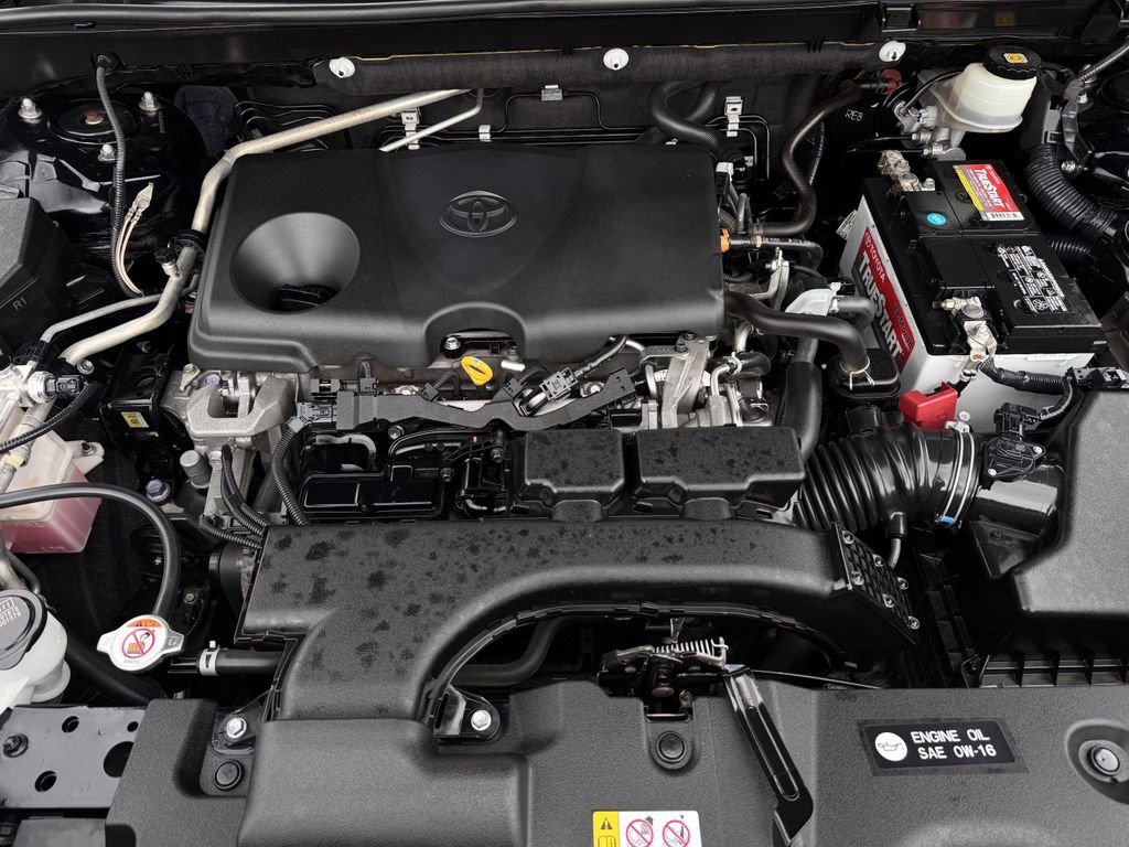Used 2019 Toyota RAV4 Limited w/ Advanced Technology Package AWD/4WD image 29