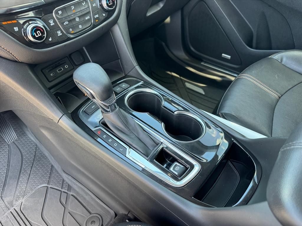 Used 2022 Chevrolet Equinox Premier AWD/4WD image 21