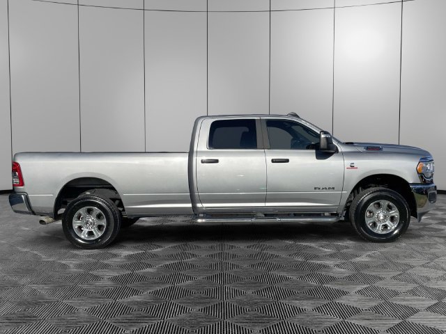 Used 2024 RAM 3500 Big Horn AWD/4WD image 6