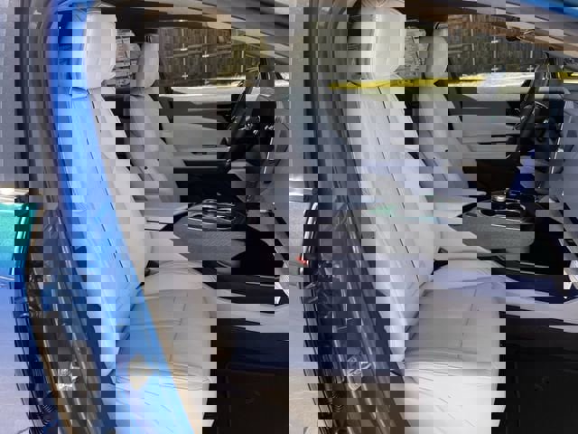 New 2026 Cadillac Optiq Luxury 2 image 22