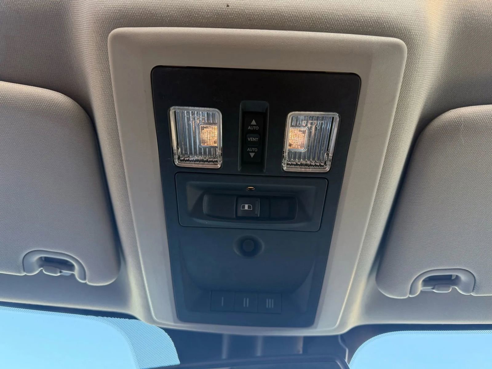 Used 2014 RAM 1500 Limited image 31