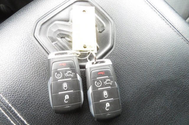 Used 2021 RAM 1500 Laramie AWD/4WD image 24
