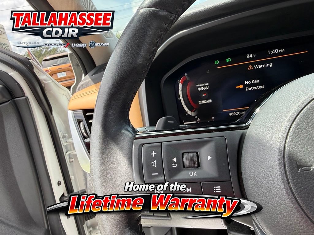 Used 2021 Nissan Rogue Platinum FWD image 16