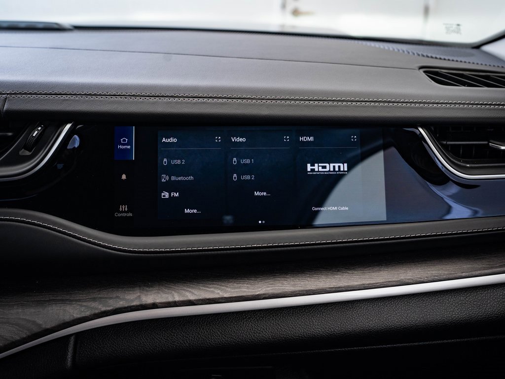 Used 2022 Jeep Grand Cherokee Limited 4xe image 31