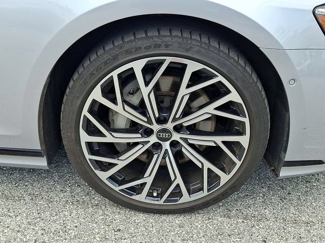 Used 2024 Audi A8 L 3.0T AWD/4WD image 8