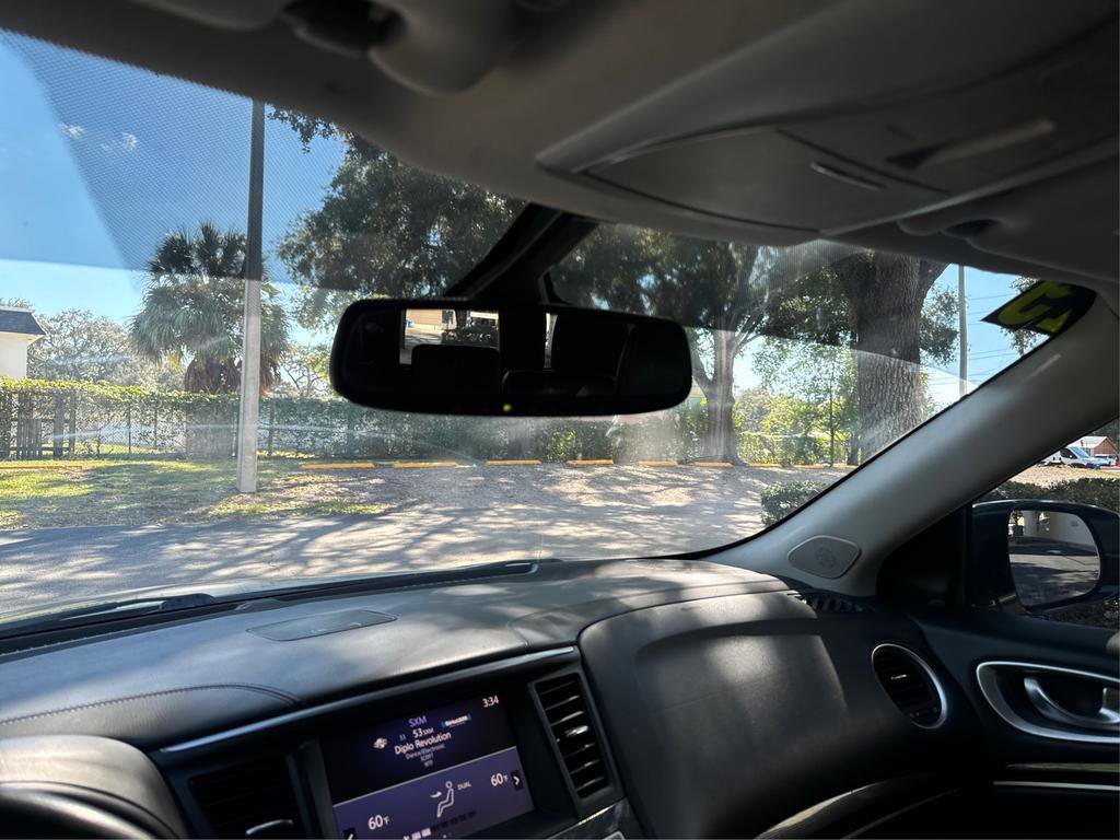 Used 2019 INFINITI QX60 Luxe image 16