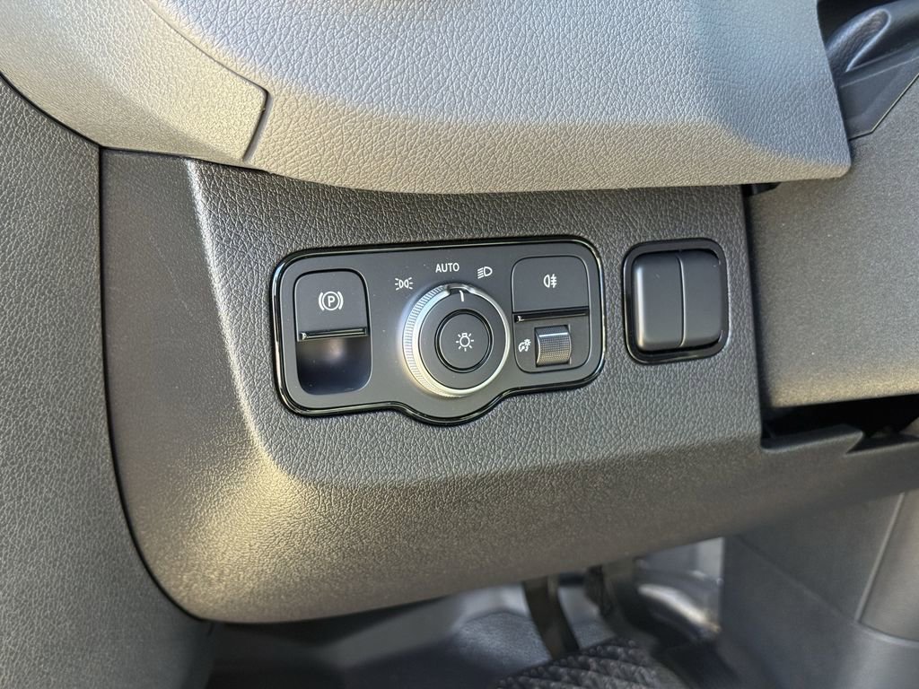New 2026 Mercedes-Benz Sprinter 2500 image 14