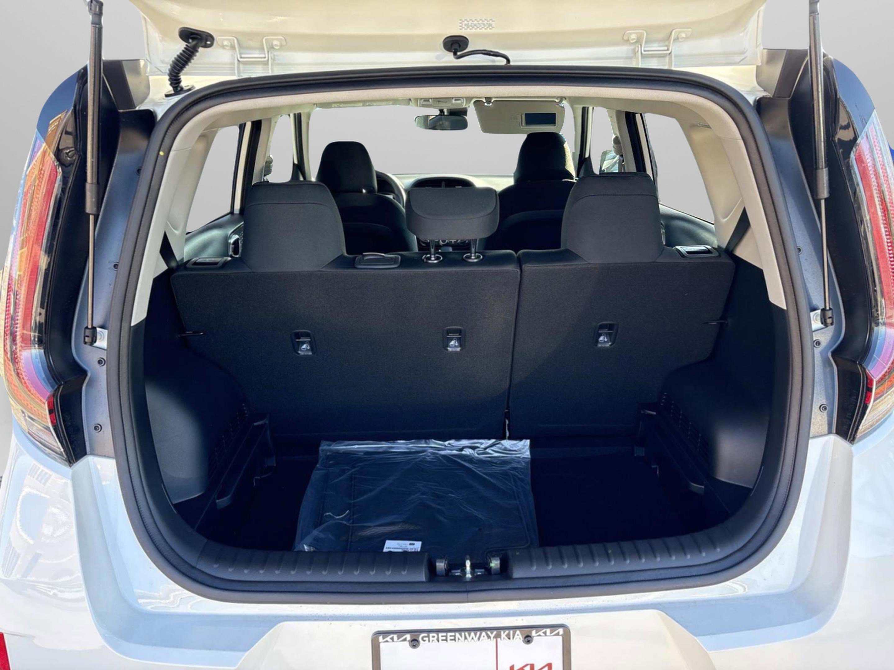 New 2025 Kia Soul LX w/ LX Technology Package image 12