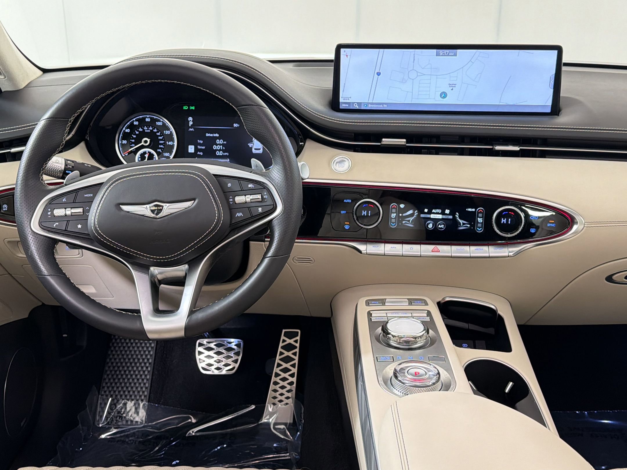 Used 2025 Genesis GV70 3.5T Sport w/ Sport Advanced Package image 32