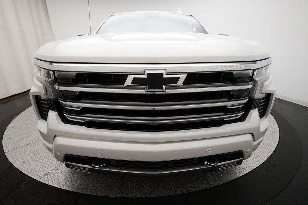 Certified 2023 Chevrolet Silverado 1500 High Country w/ Technology Package image 20