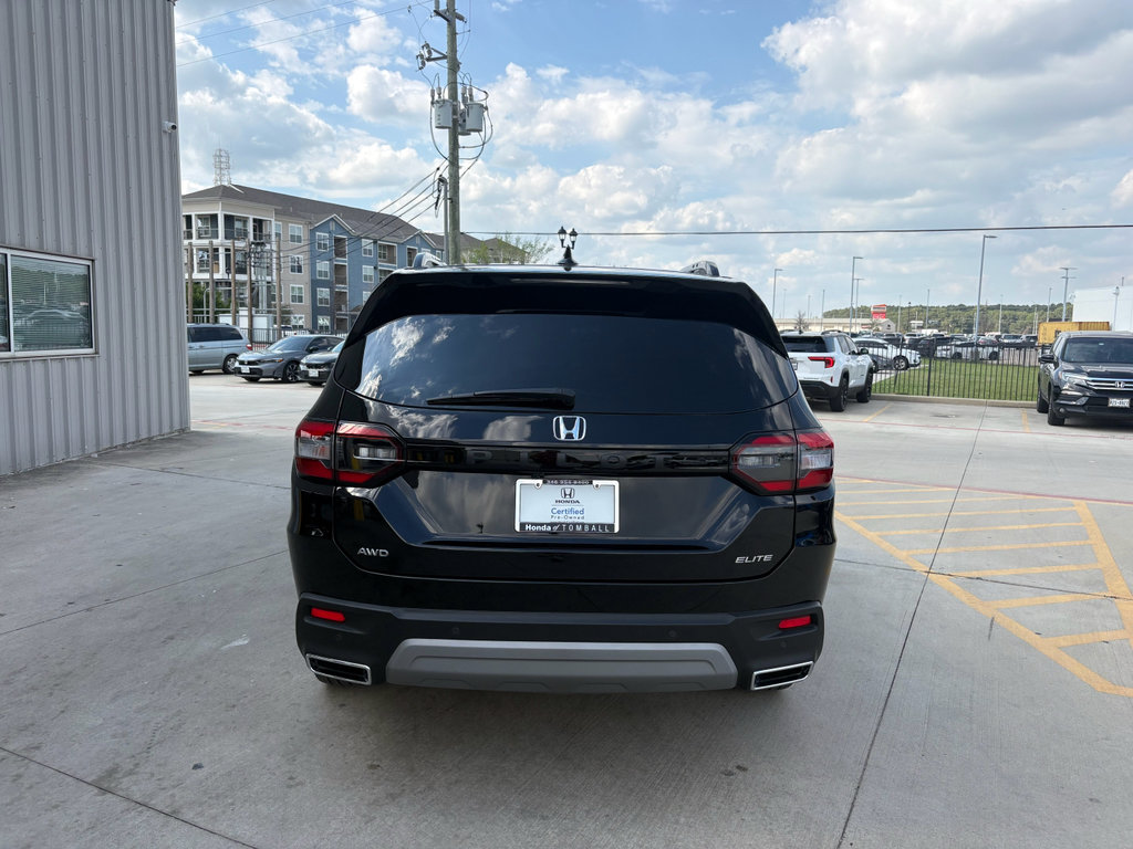 Certified 2025 Honda Pilot Elite image 7