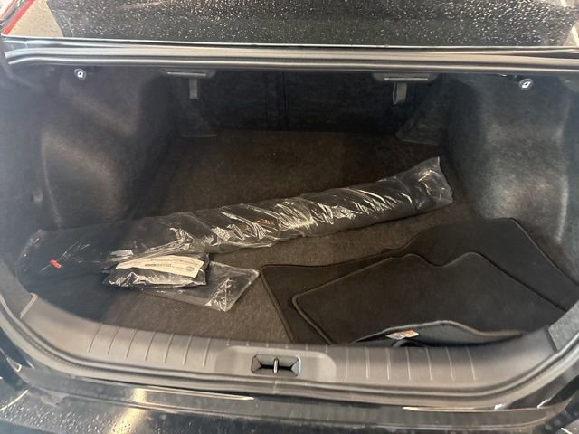 Used 2025 Nissan Altima 2.5 SR FWD image 11