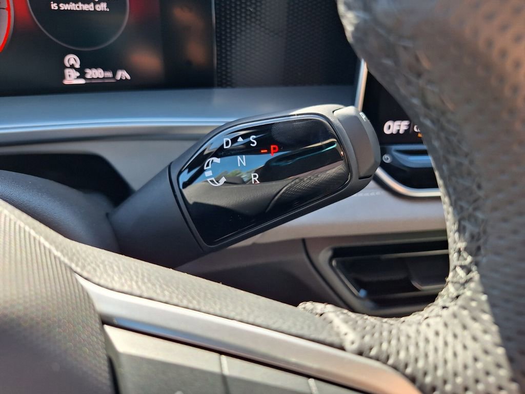 New 2026 Volkswagen Tiguan SE R-Line image 26