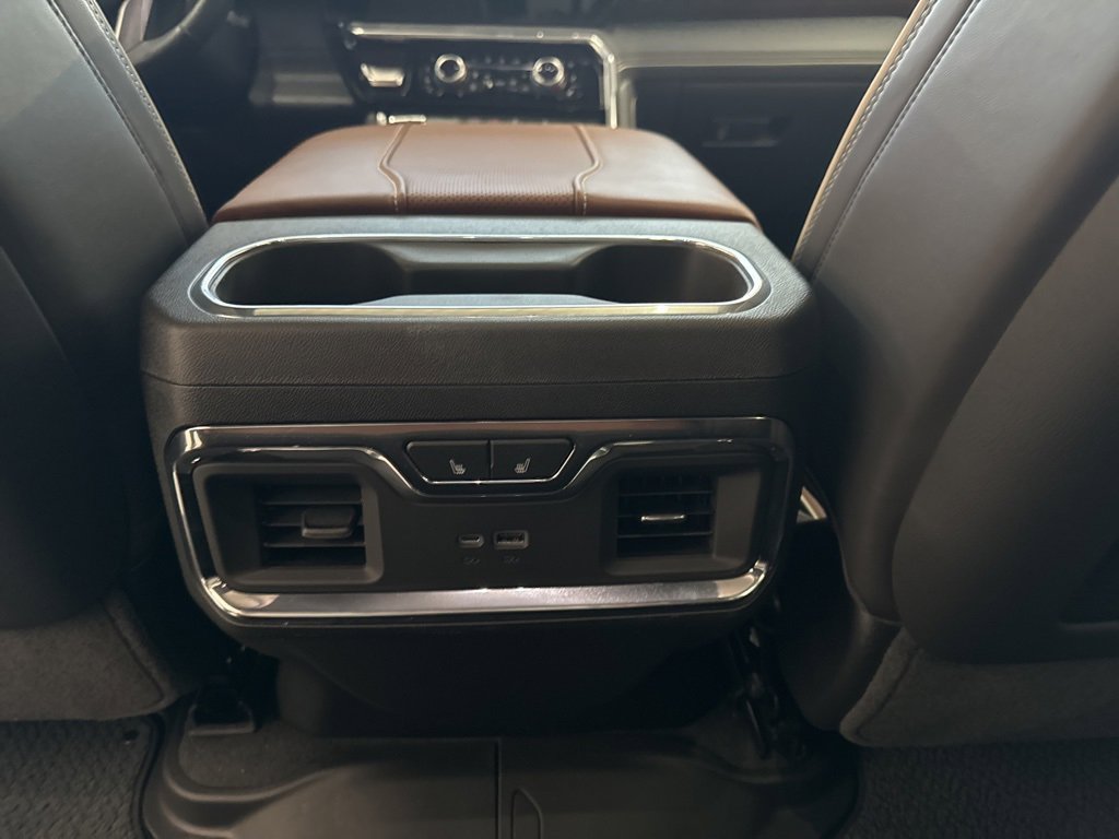 Used 2025 GMC Sierra 1500 Denali Ultimate image 17