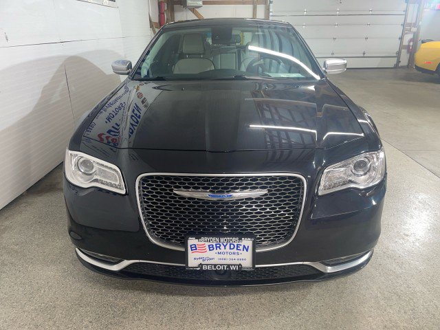 Used 2017 Chrysler 300 C Platinum w/ Safetytec Plus Group image 8