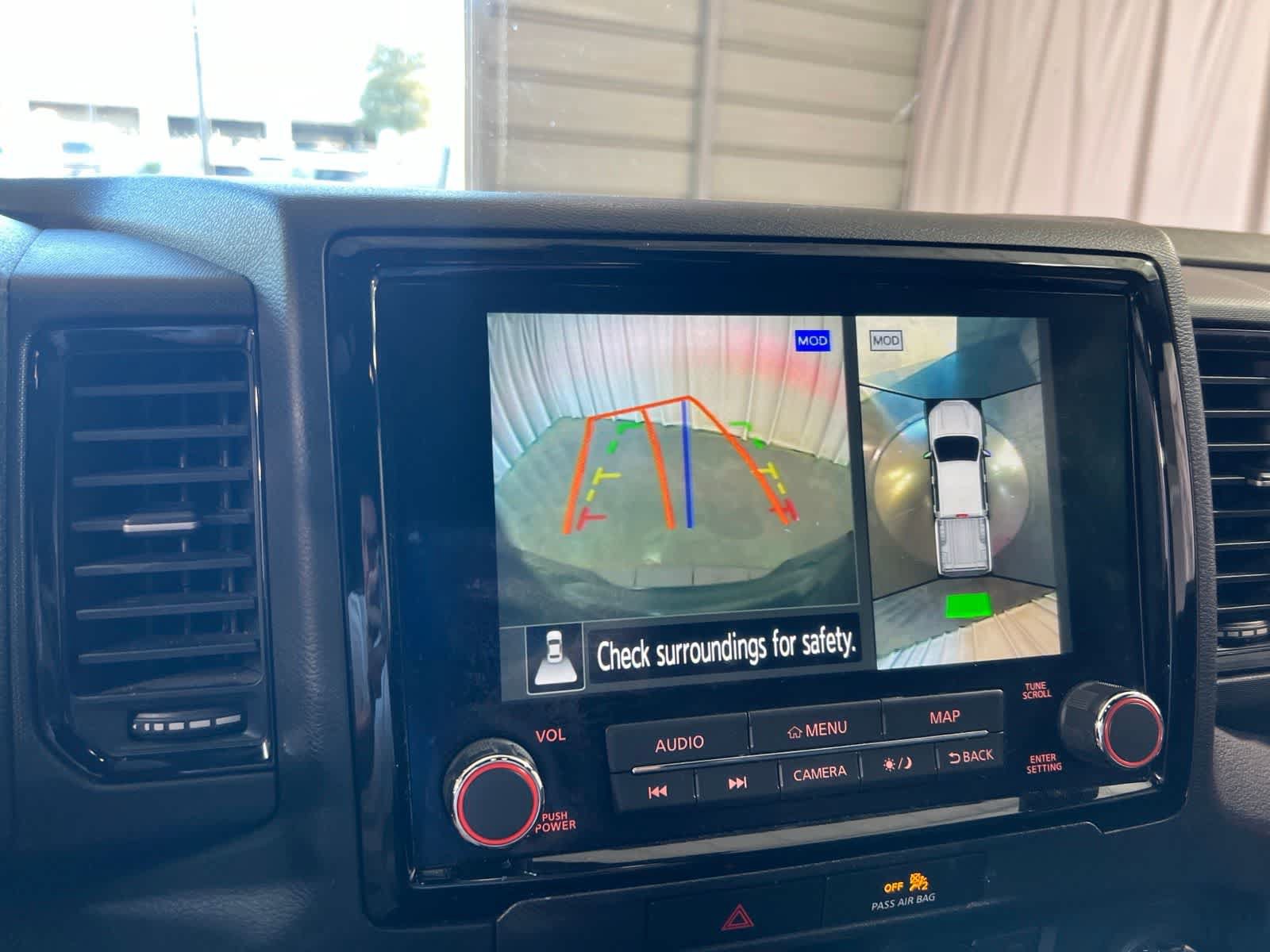 Used 2022 Nissan Frontier Pro-X RWD image 25