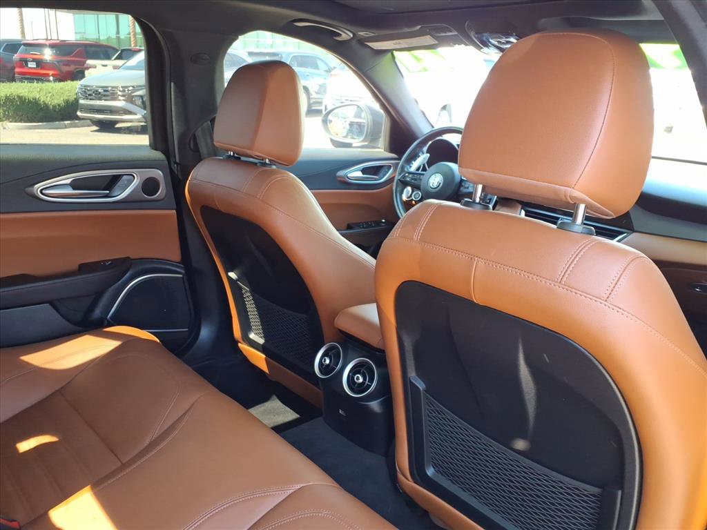 Used 2021 Alfa Romeo Giulia Ti Sport image 13