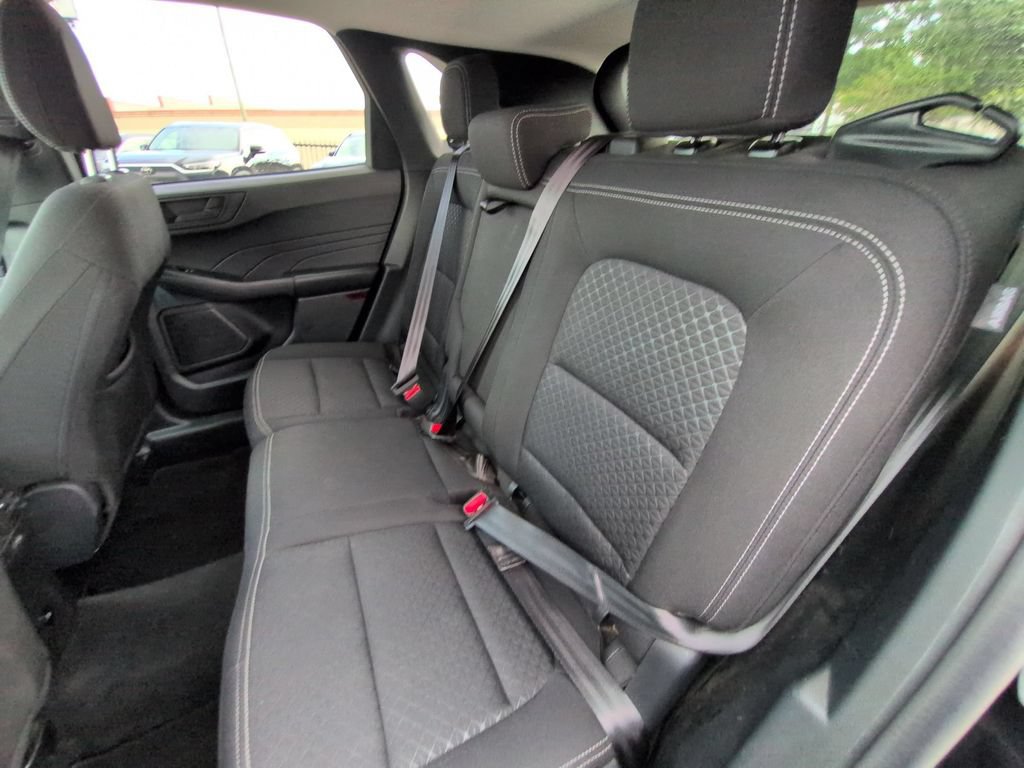 Used 2025 Ford Escape Active AWD/4WD image 27