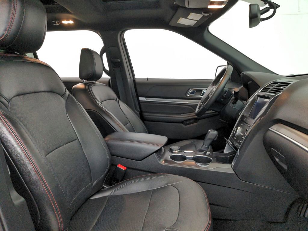 Used 2019 Ford Explorer Sport AWD/4WD image 29
