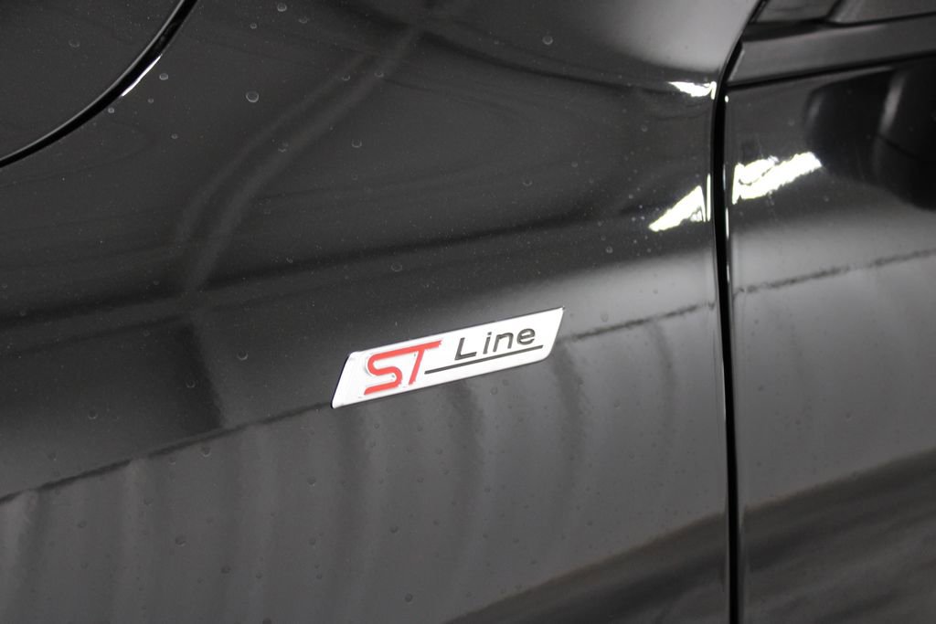 New 2026 Ford Escape ST-Line w/ Cold Weather Package image 13