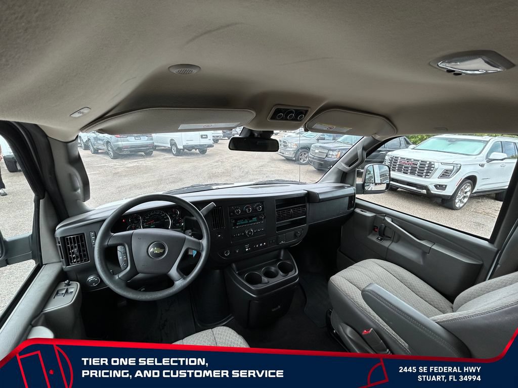 Used 2024 Chevrolet Express 3500 LT w/ LT Preferred Equipment Group RWD image 23