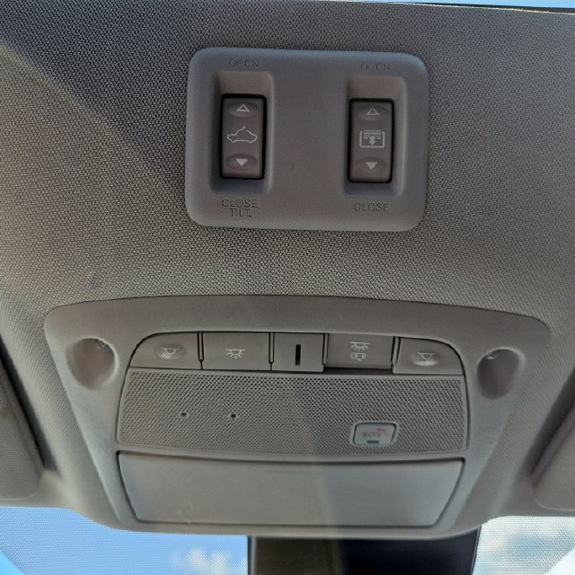 Used 2024 Nissan Murano Platinum w/ Cargo Package AWD/4WD image 34