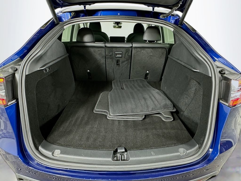 Used 2025 Tesla Model Y Long Range image 26