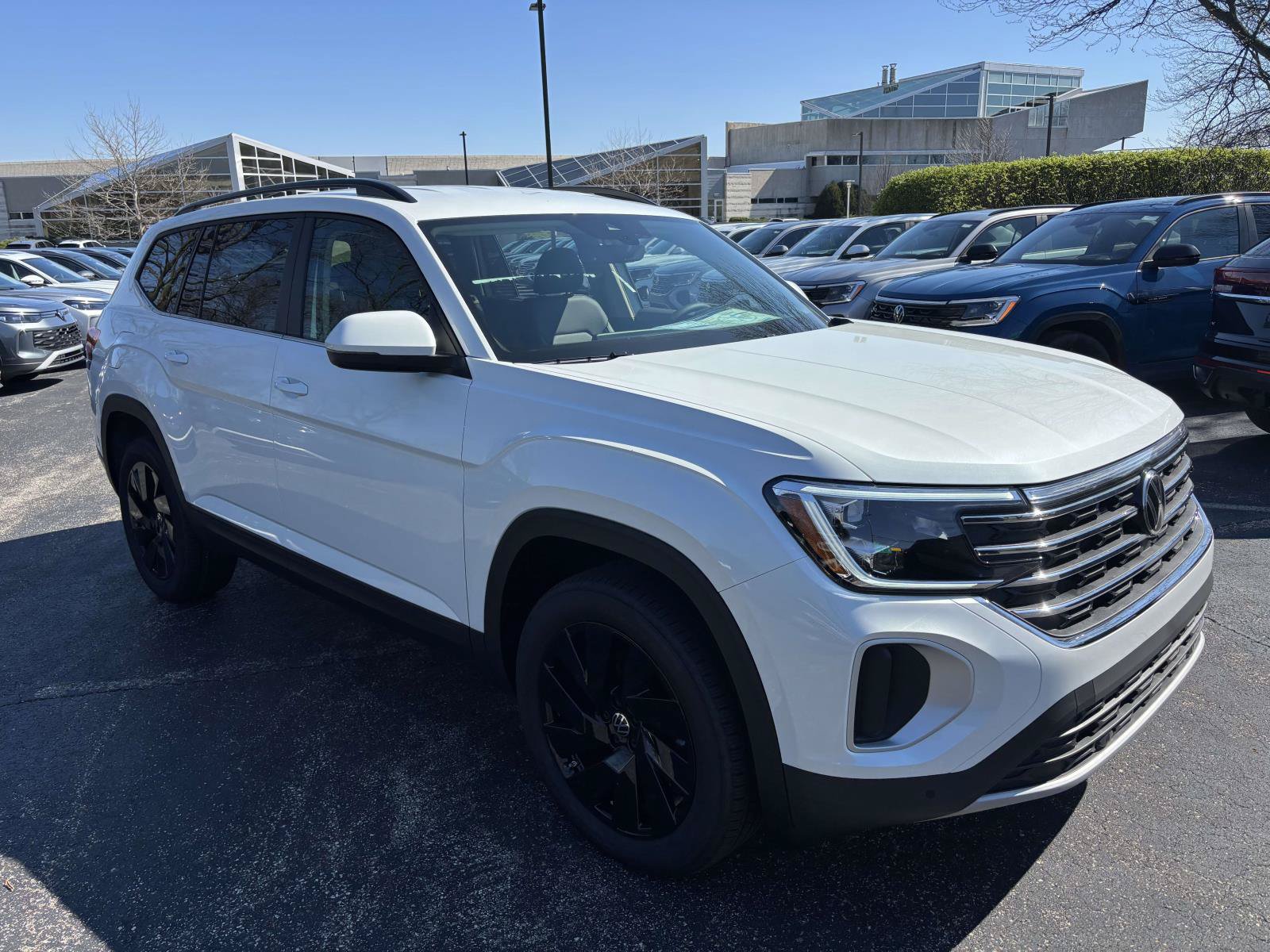 New 2026 Volkswagen Atlas SE AWD/4WD image 3