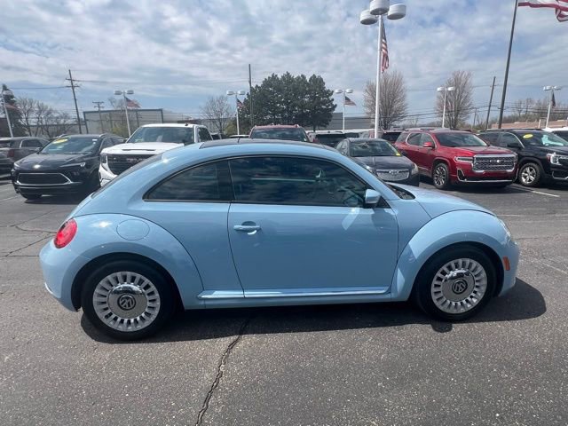 Used 2014 Volkswagen Beetle 2.5 FWD image 4