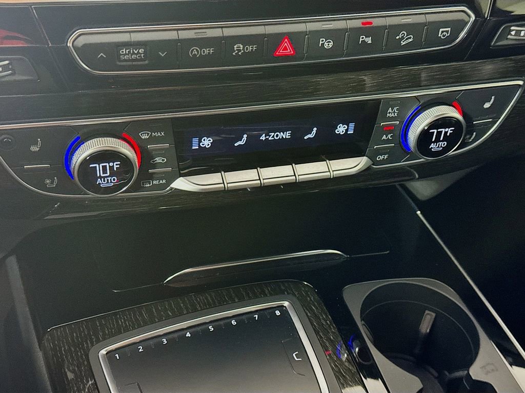 Used 2019 Audi Q7 3.0T Prestige w/ Prestige Package AWD/4WD image 19