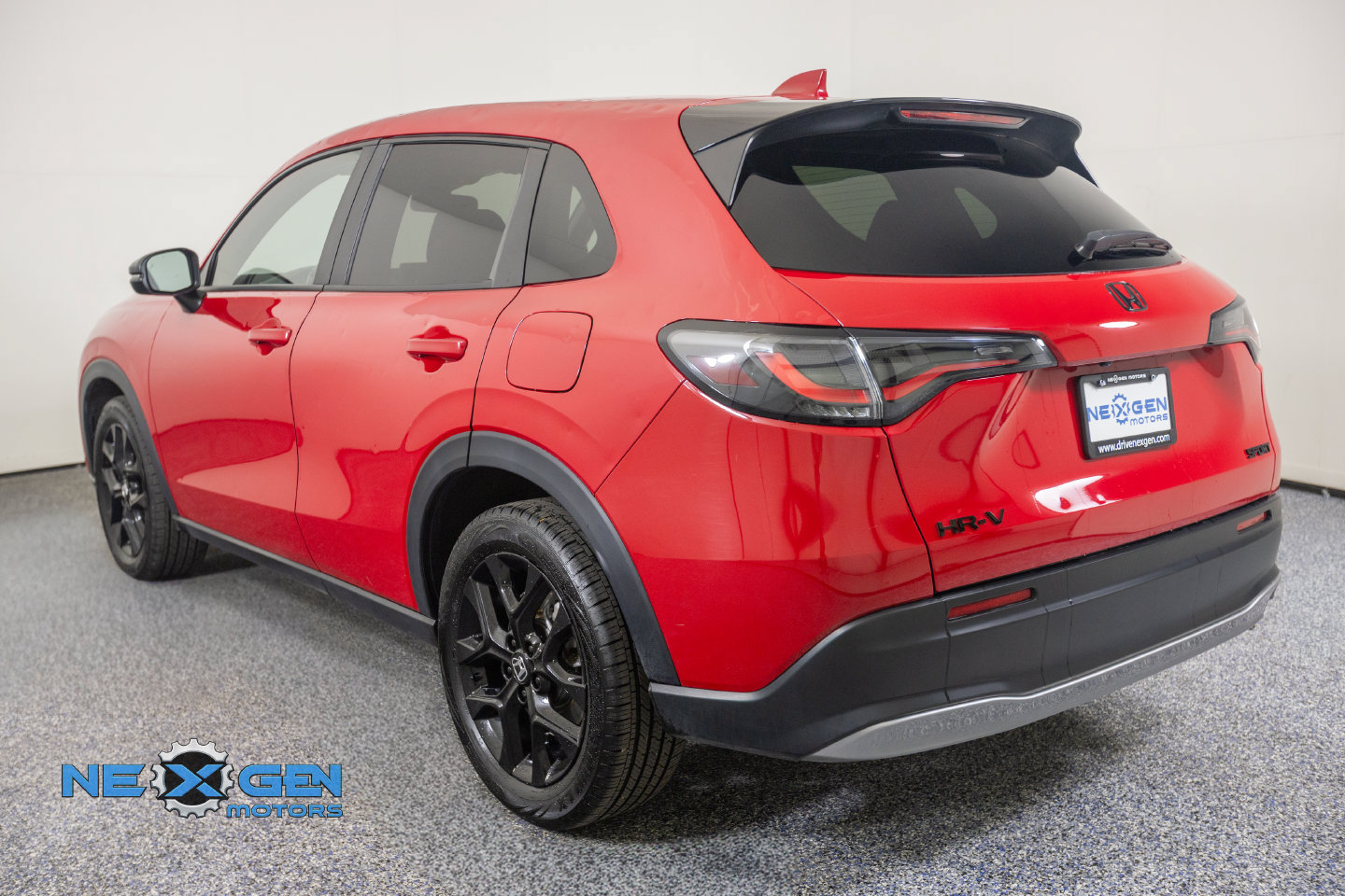 Used 2024 Honda HR-V Sport image 28