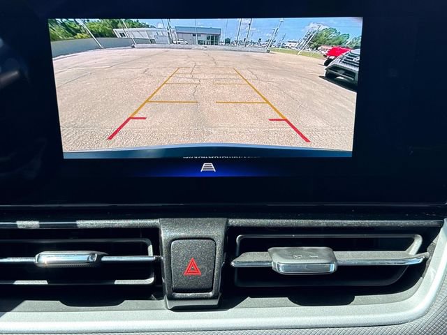 Used 2025 Chevrolet TrailBlazer LT FWD image 32