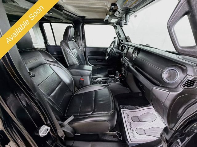 Used 2018 Jeep Wrangler Unlimited Sahara w/ Uconnect 4C Nav & Sound Group AWD/4WD image 28