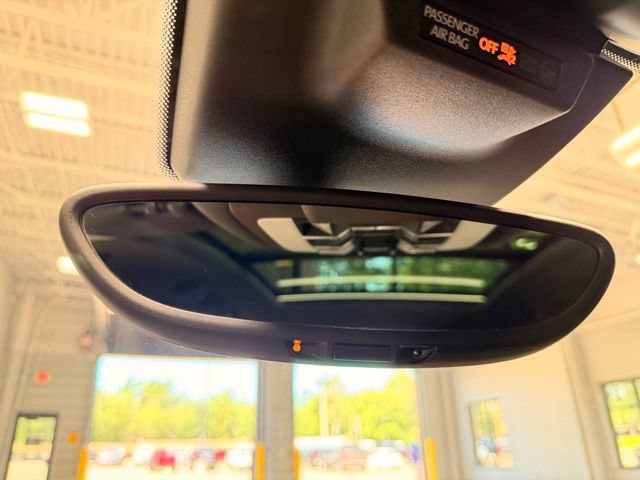Used 2018 Porsche Macan Sport Edition AWD/4WD image 42