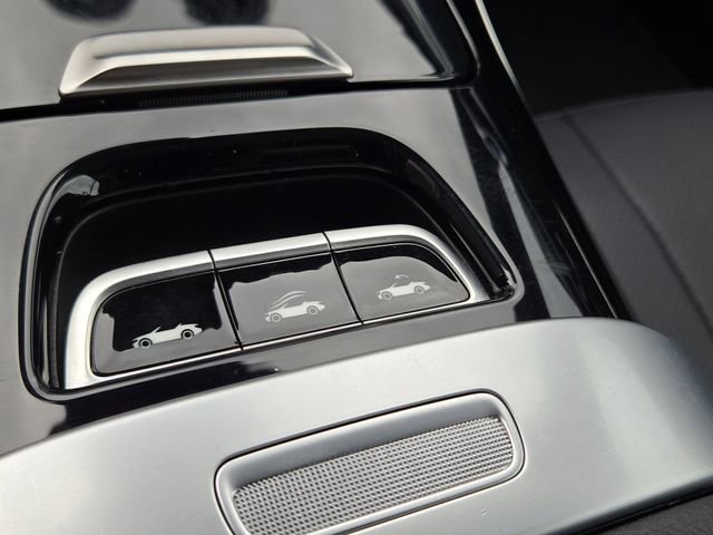 Used 2025 Mercedes-Benz CLE 300 4MATIC Cabriolet image 15