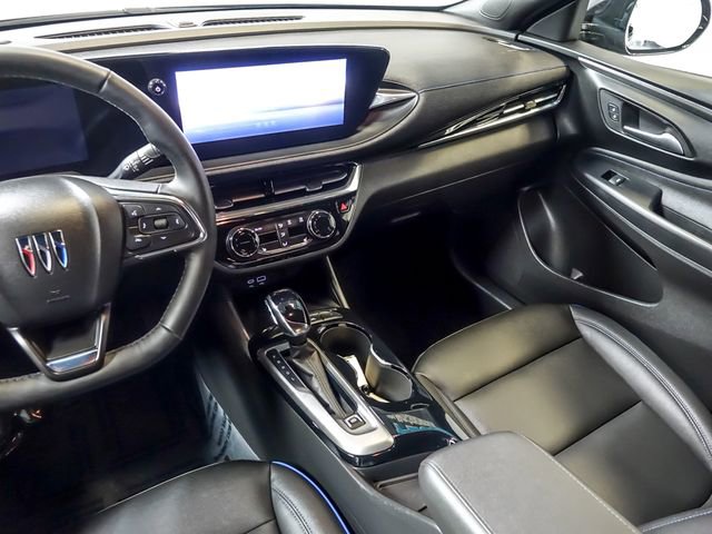 Used 2024 Buick Envista Sport Touring w/ Convenience I Package image 17