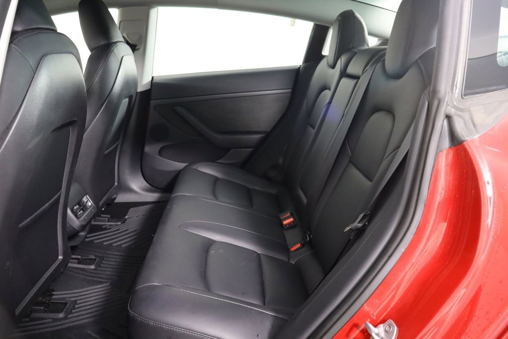 Used 2023 Tesla Model 3 Standard Range image 15