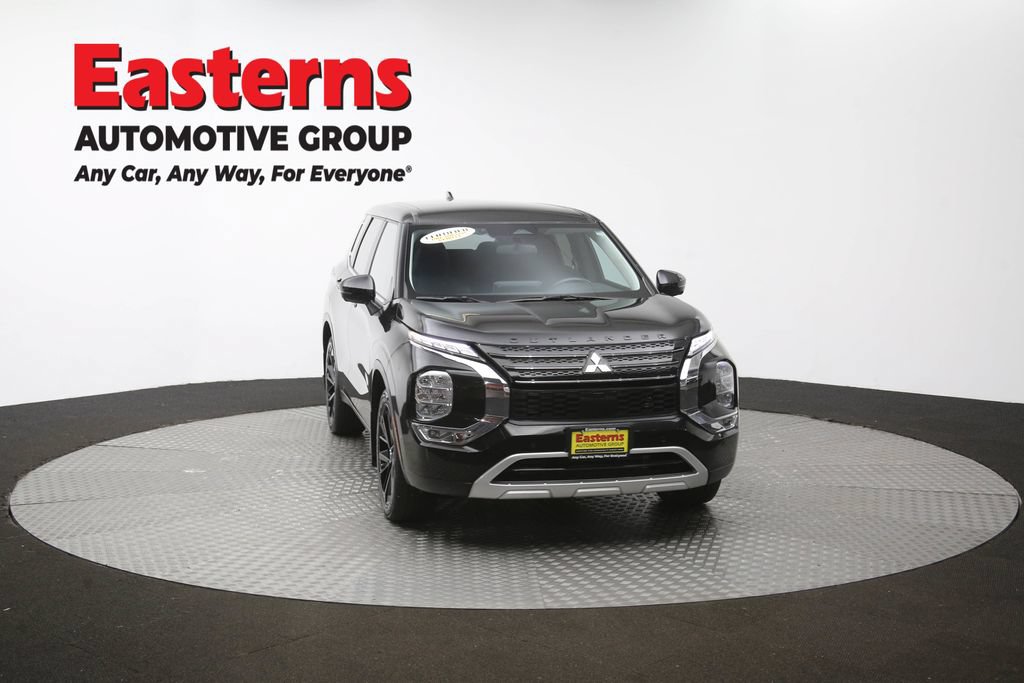 Used 2024 Mitsubishi Outlander SE AWD/4WD image 51