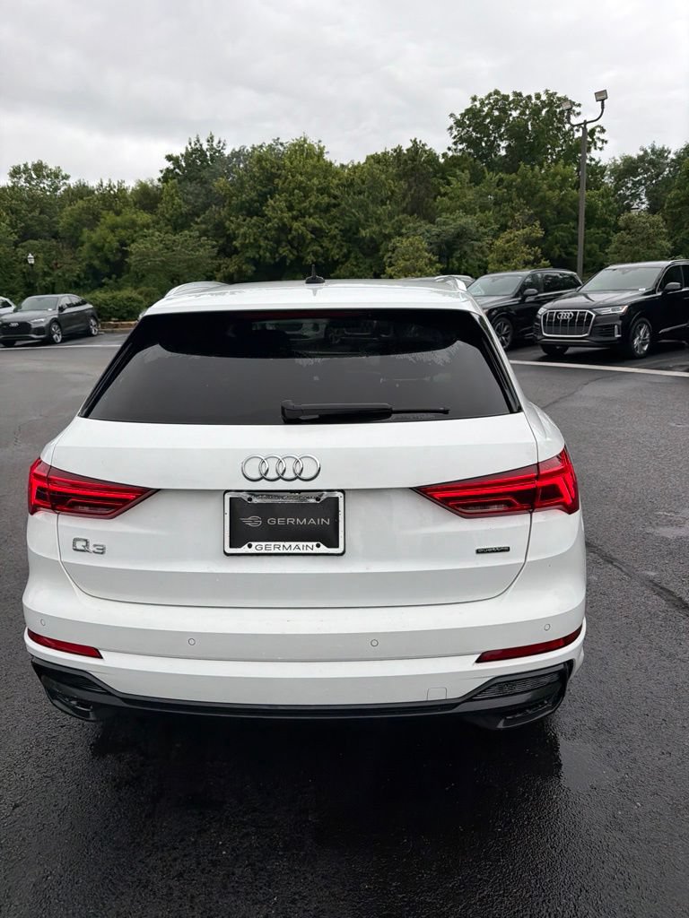 Used 2021 Audi Q3 2.0T Premium AWD/4WD image 12