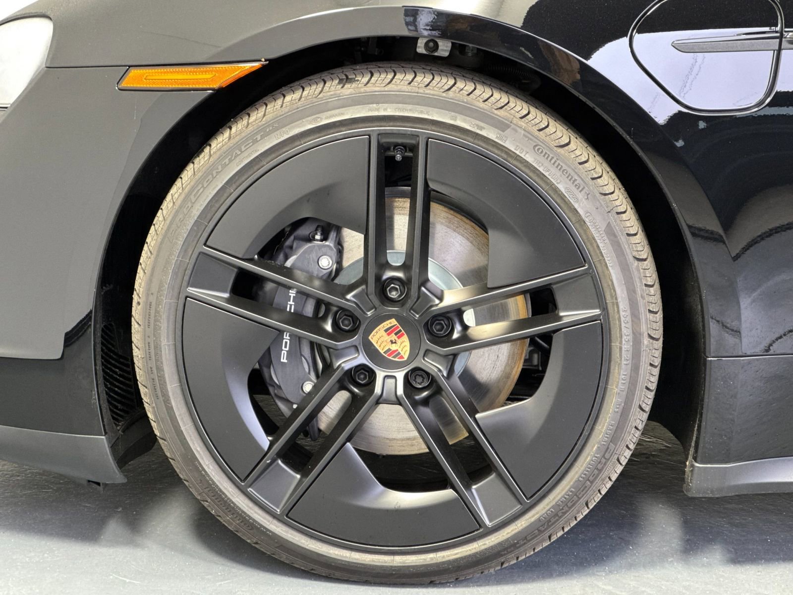 New 2026 Porsche Taycan image 33