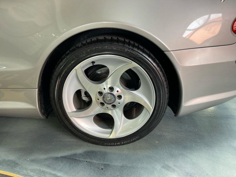 Used 2004 Mercedes-Benz SL 500 image 18