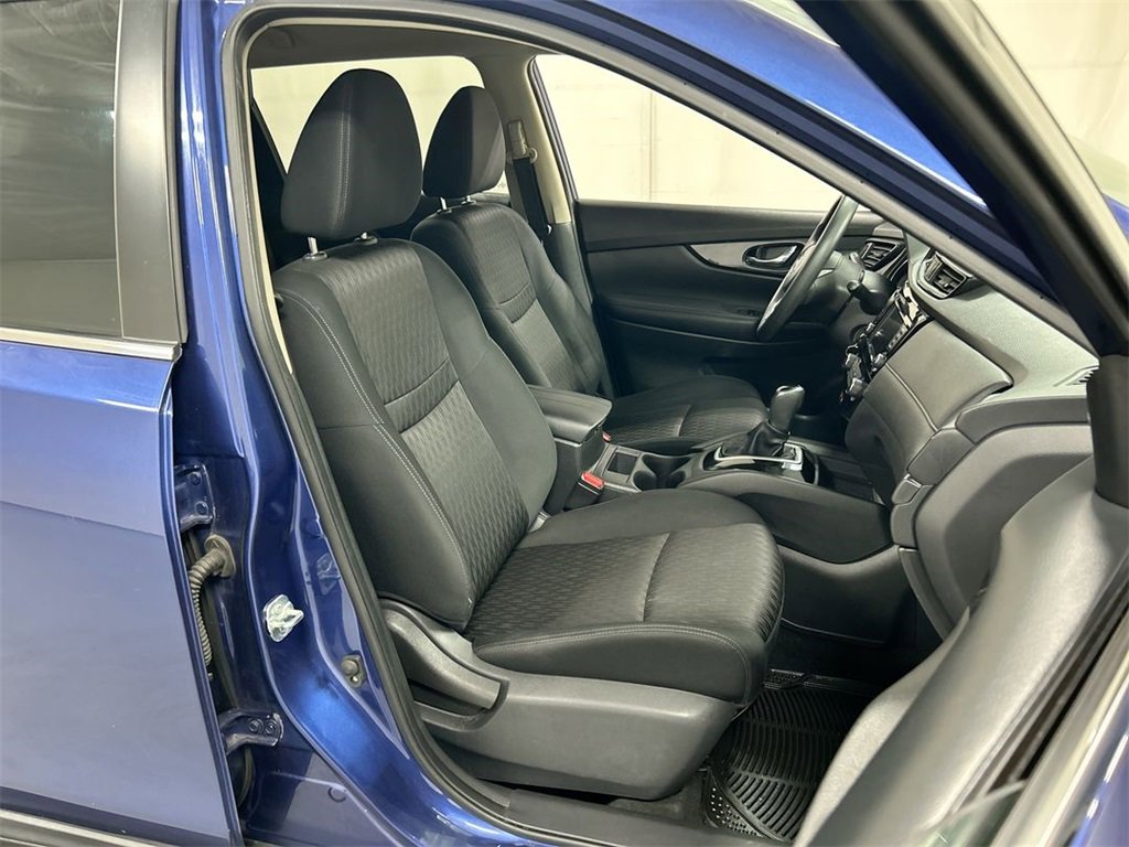 Used 2018 Nissan Rogue S image 21